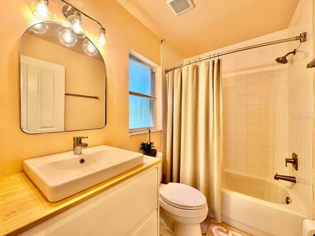 16934 MELISSA ANN DRIVE, Lutz, FL 33558