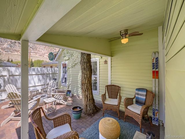 407 7th St, Georgetown, CO 80444