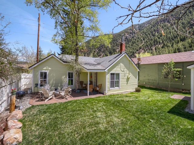 407 7th St, Georgetown, CO 80444