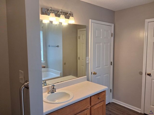 105 Montciello Drive, Byron, GA 31008