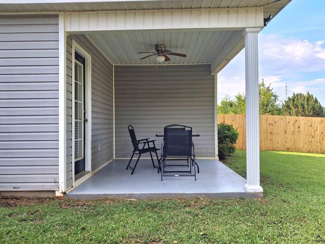 105 Montciello Drive, Byron, GA 31008