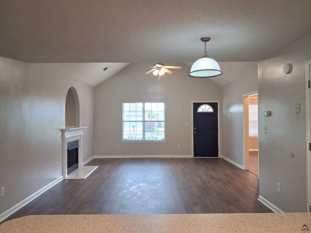 105 Montciello Drive, Byron, GA 31008
