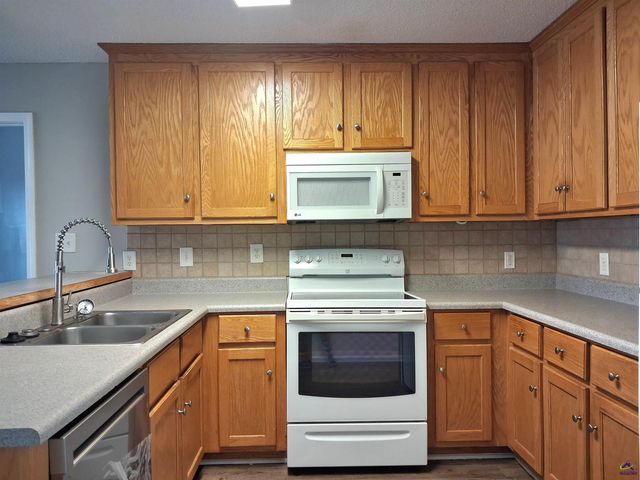 105 Montciello Drive, Byron, GA 31008