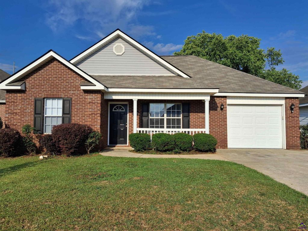 105 Montciello Drive, Byron, GA 31008