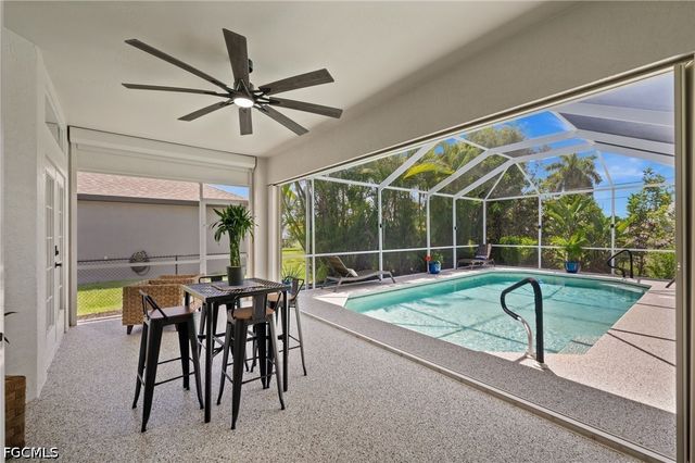 1820 SW 29th TER, Cape Coral, FL 33914