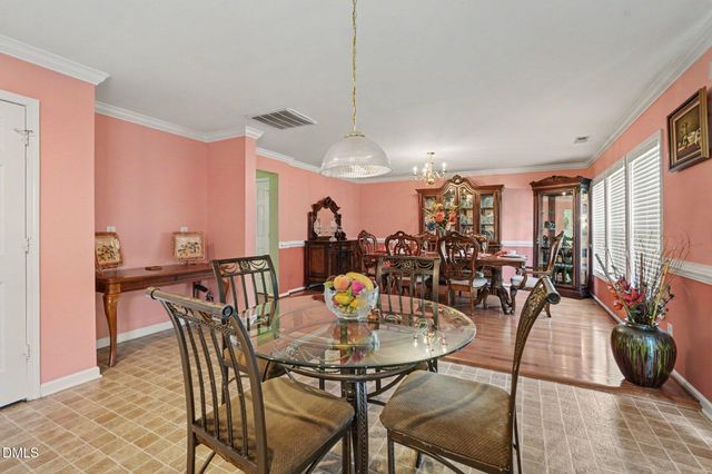 204 Georgetowne Drive, Clayton, NC 27520