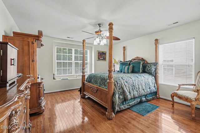 204 Georgetowne Drive, Clayton, NC 27520