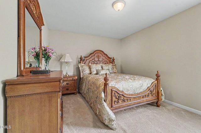204 Georgetowne Drive, Clayton, NC 27520