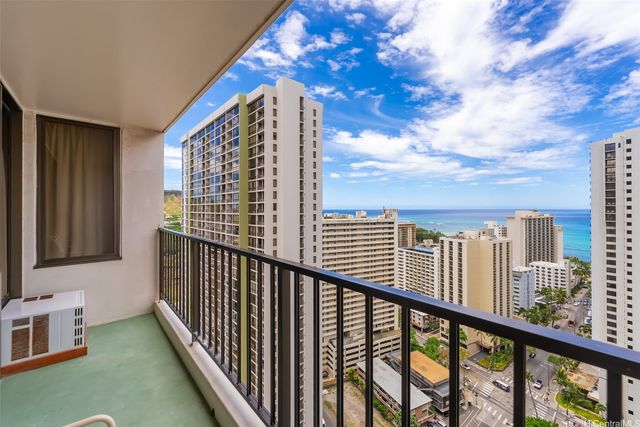 201 Ohua Avenue 2912 T-2 Mauka, Honolulu, HI 96815