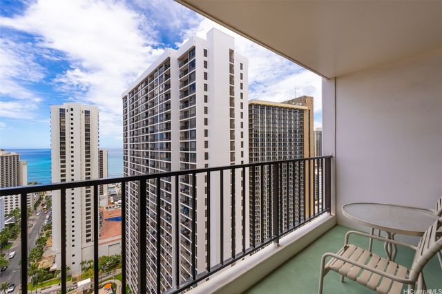 201 Ohua Avenue 2912 T-2 Mauka, Honolulu, HI 96815