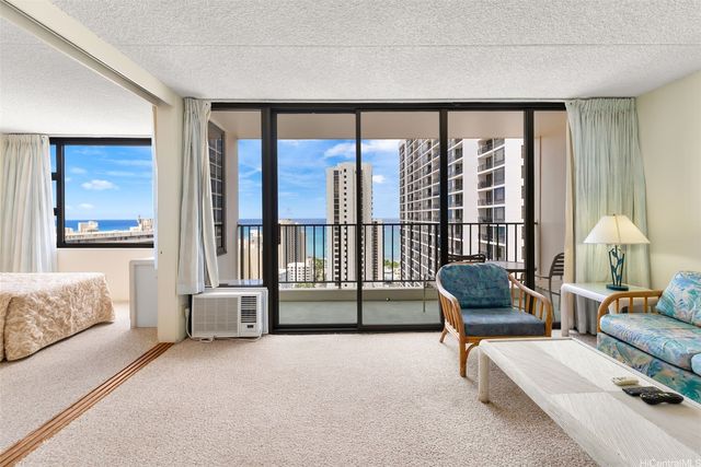 201 Ohua Avenue 2912 T-2 Mauka, Honolulu, HI 96815