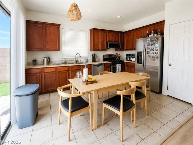 8532 Sweet Cedar Avenue, Las Vegas, NV 89143