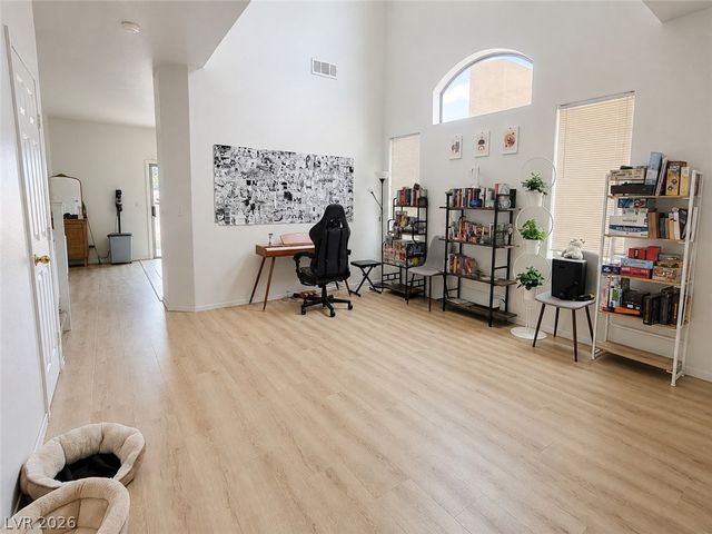 8532 Sweet Cedar Avenue, Las Vegas, NV 89143