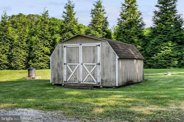 70 STRACK DR, Myerstown, PA 17067