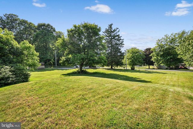 70 STRACK DR, Myerstown, PA 17067