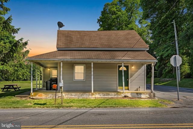 70 STRACK DR, Myerstown, PA 17067