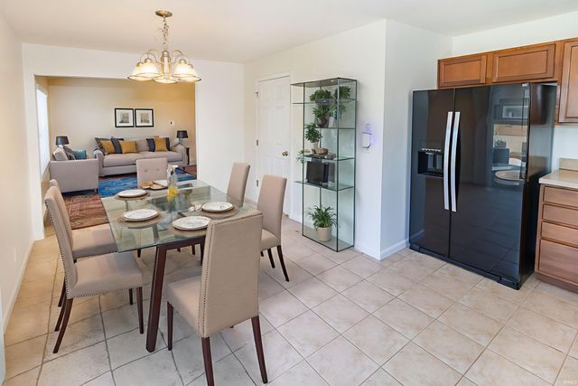 12512 Cold Water Drive, Evansville, IN 47725