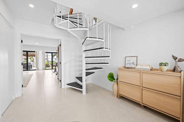 2965 NE 19th Street, Pompano Beach, FL 33062
