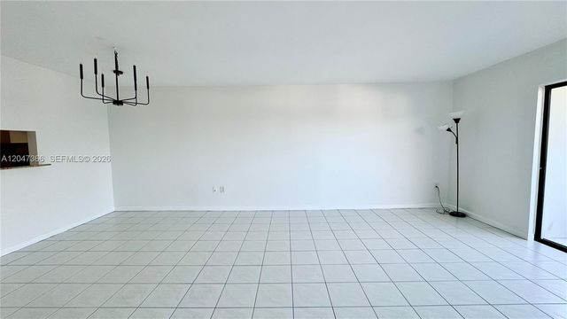 130 S Shore Dr 4B, Miami Beach, FL 33141