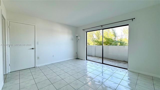 130 S Shore Dr 4B, Miami Beach, FL 33141