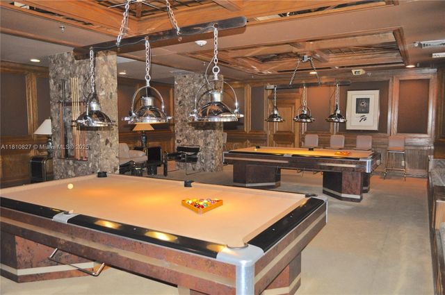 520 Brickell Key Dr A811, Miami, FL 33131