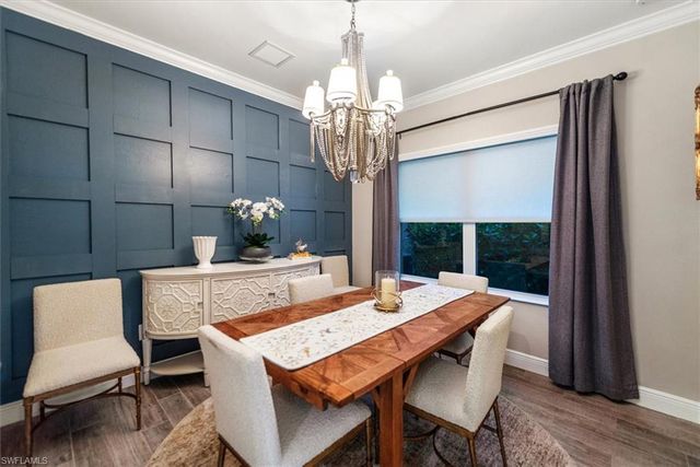 2302 Marquesa CIR, Naples, FL 34112