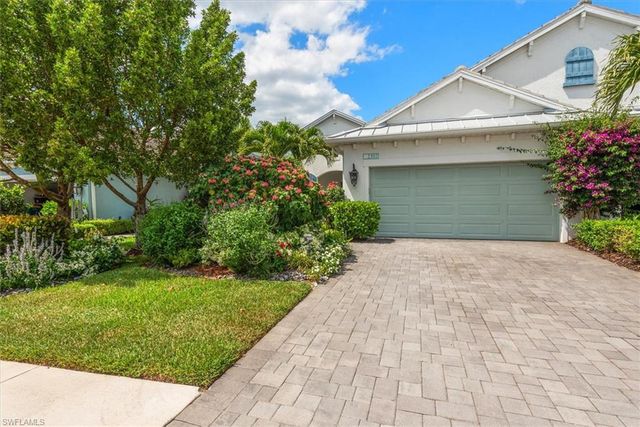 2302 Marquesa CIR, Naples, FL 34112