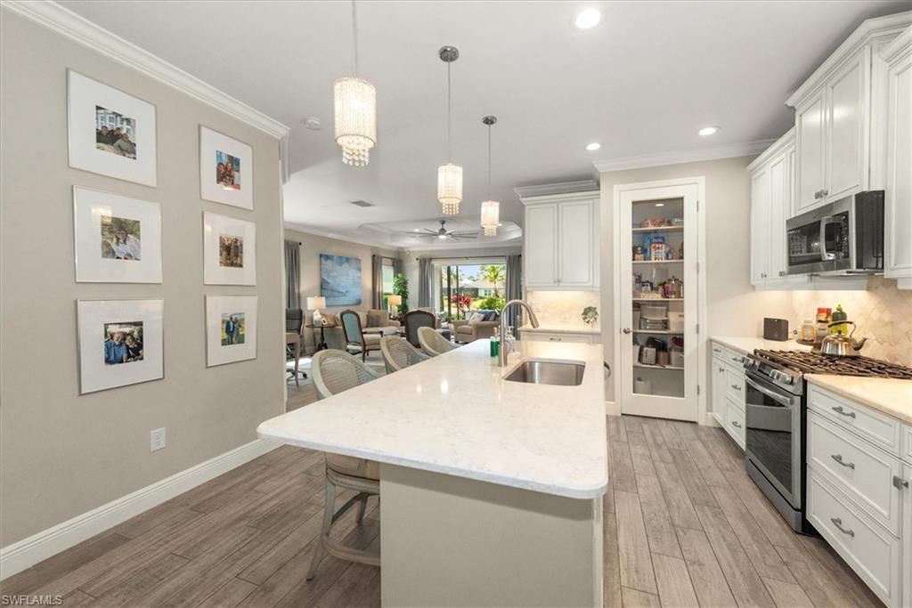 2302 Marquesa CIR, NAPLES, FL 34112 — photo 5