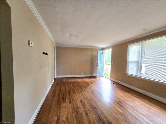4919 Kenview Street, Greensboro, NC 27410