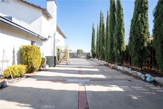 7088 Arbor Court, Hesperia, CA 92345