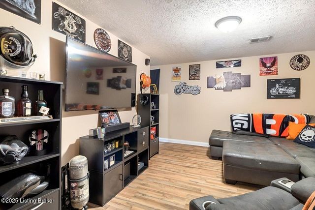 100 Benelli Dr, Bardstown, KY 40004