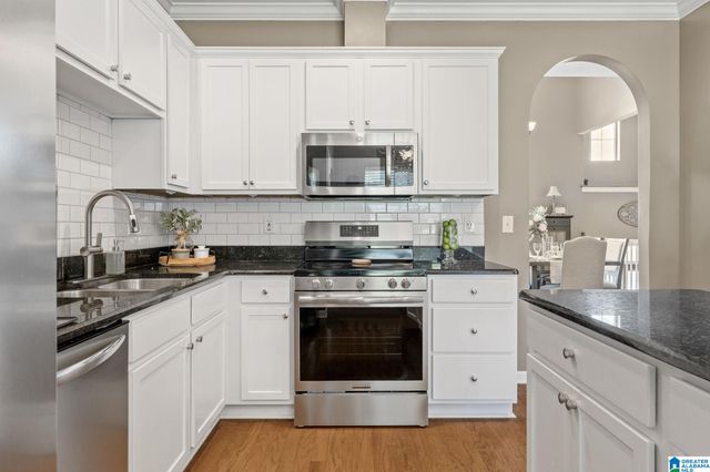 7022 CHATHAM DRIVE, Trussville, AL 35173