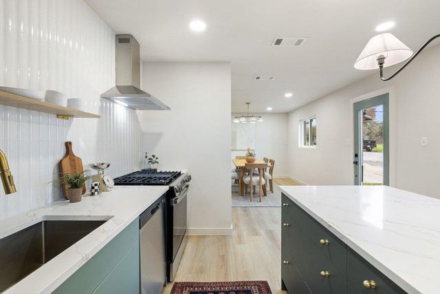 7614 WATSON ST, Austin, TX 78757