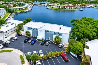628 Southwind Circle, North Palm Beach, FL 33408