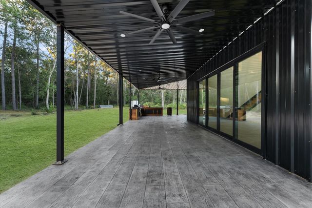 11415 Magnolia Bend Drive, Montgomery, TX 77302