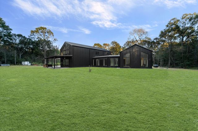 11415 Magnolia Bend Drive, Montgomery, TX 77302