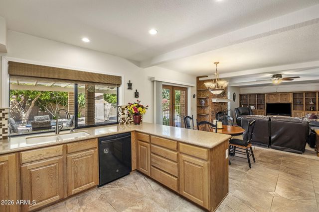 410 E CAROL ANN Way, Phoenix, AZ 85022