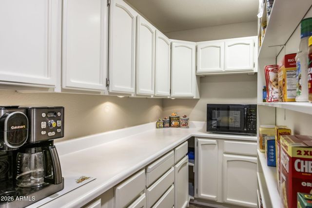 410 E CAROL ANN Way, Phoenix, AZ 85022