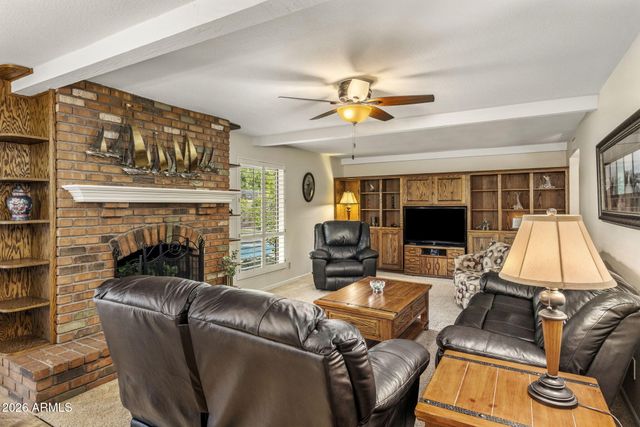 410 E CAROL ANN Way, Phoenix, AZ 85022