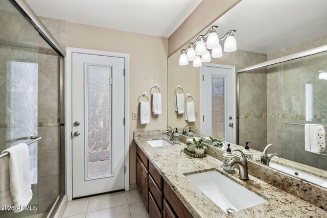 410 E CAROL ANN Way, Phoenix, AZ 85022