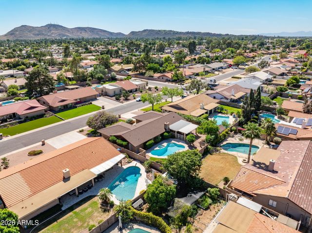 410 E CAROL ANN Way, Phoenix, AZ 85022