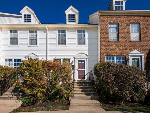 1024 Hartford Village Boulevard, Columbus, OH 43228