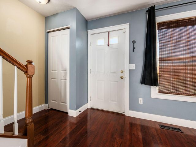 1024 Hartford Village Boulevard, Columbus, OH 43228