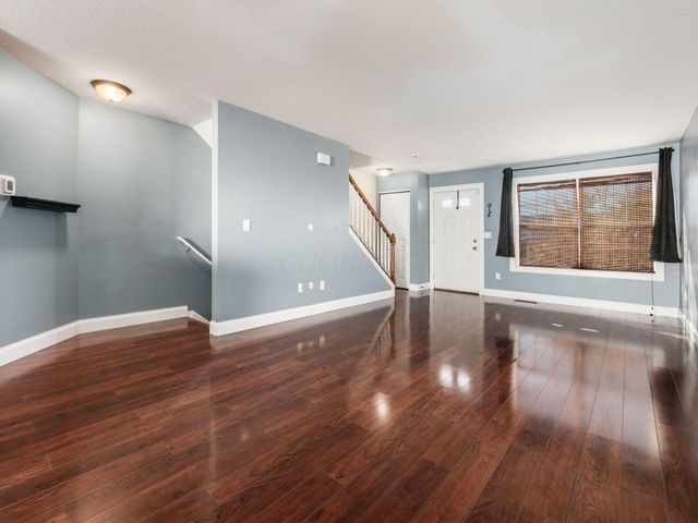 1024 Hartford Village Boulevard, Columbus, OH 43228