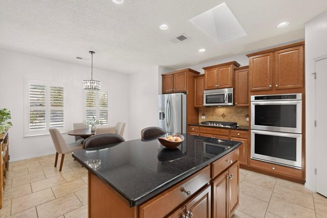 1029 Prairie Zinnia Drive, Bernalillo, NM 87004