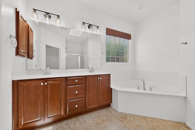 1029 Prairie Zinnia Drive, Bernalillo, NM 87004