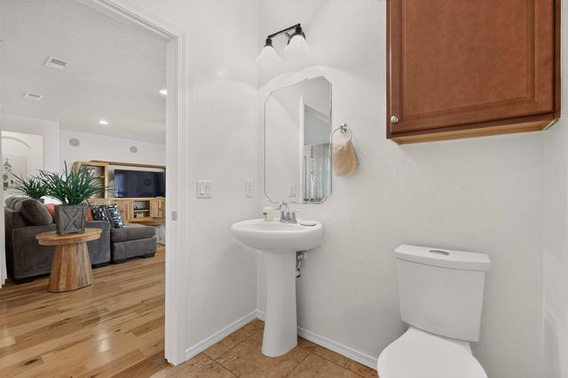 1029 Prairie Zinnia Drive, Bernalillo, NM 87004