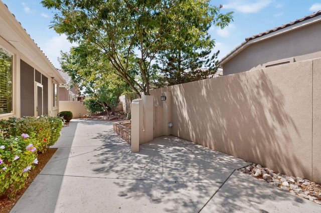 1029 Prairie Zinnia Drive, Bernalillo, NM 87004
