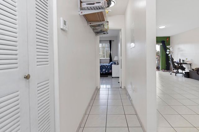 700 SE 9th Court 206, Hialeah, FL 33010