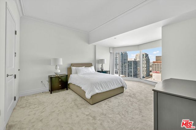 10727 Wilshire Boulevard 1802, Los Angeles, CA 90024